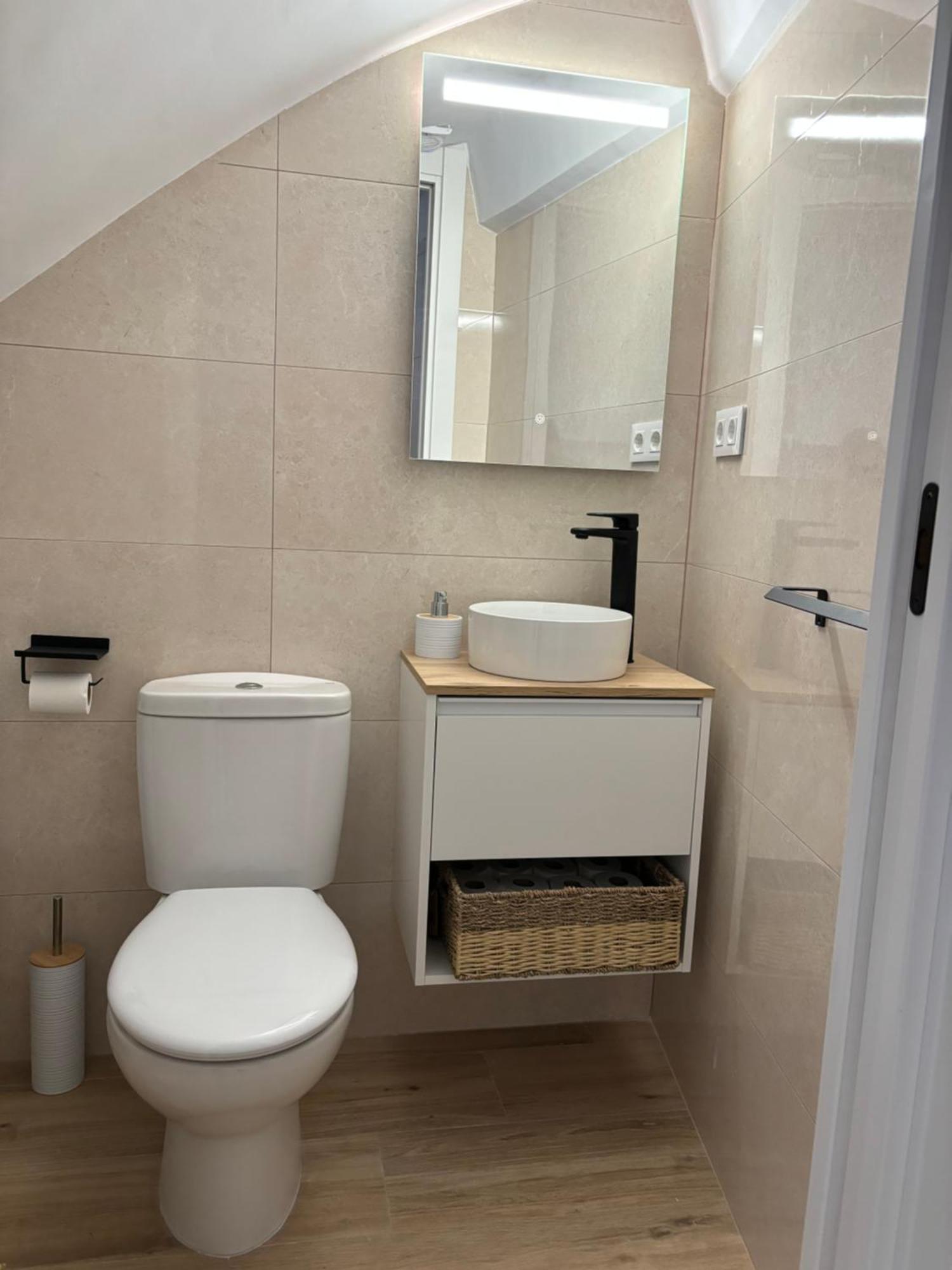 Puerta Del Sol Apartment